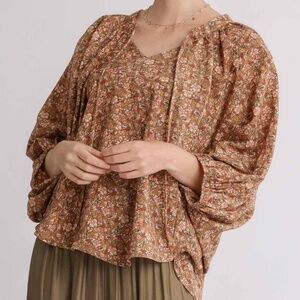 Umgee Believe In Yourself Floral Balloon Sleeve Top in Cappuccino Sz M